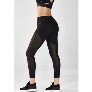Fabletics Mid-Rise Mesh Ultracool 7/8 Legging